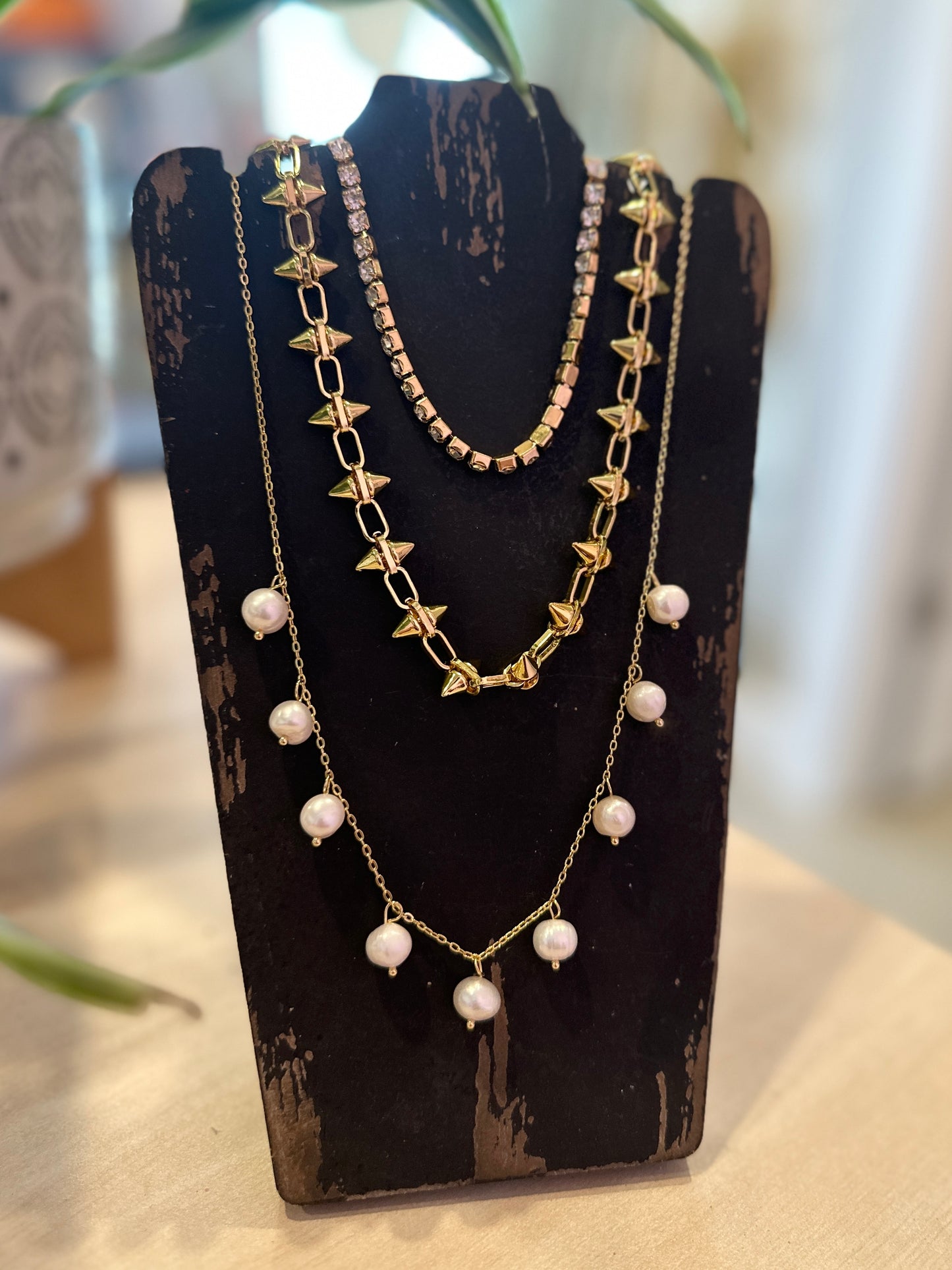 Floating Pearl Necklace