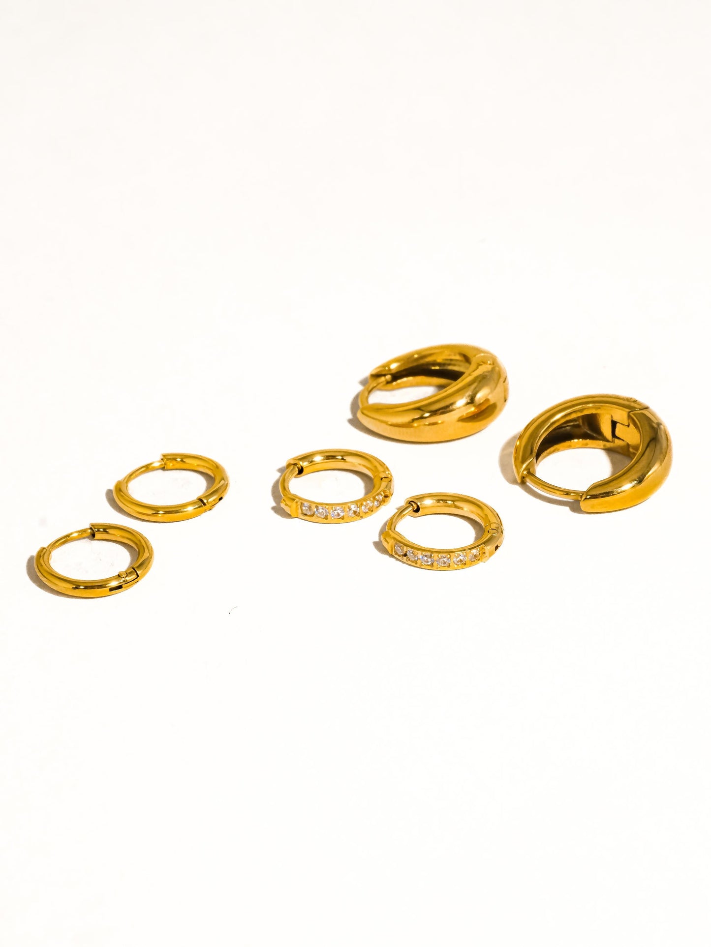 Huggie Earring Set
