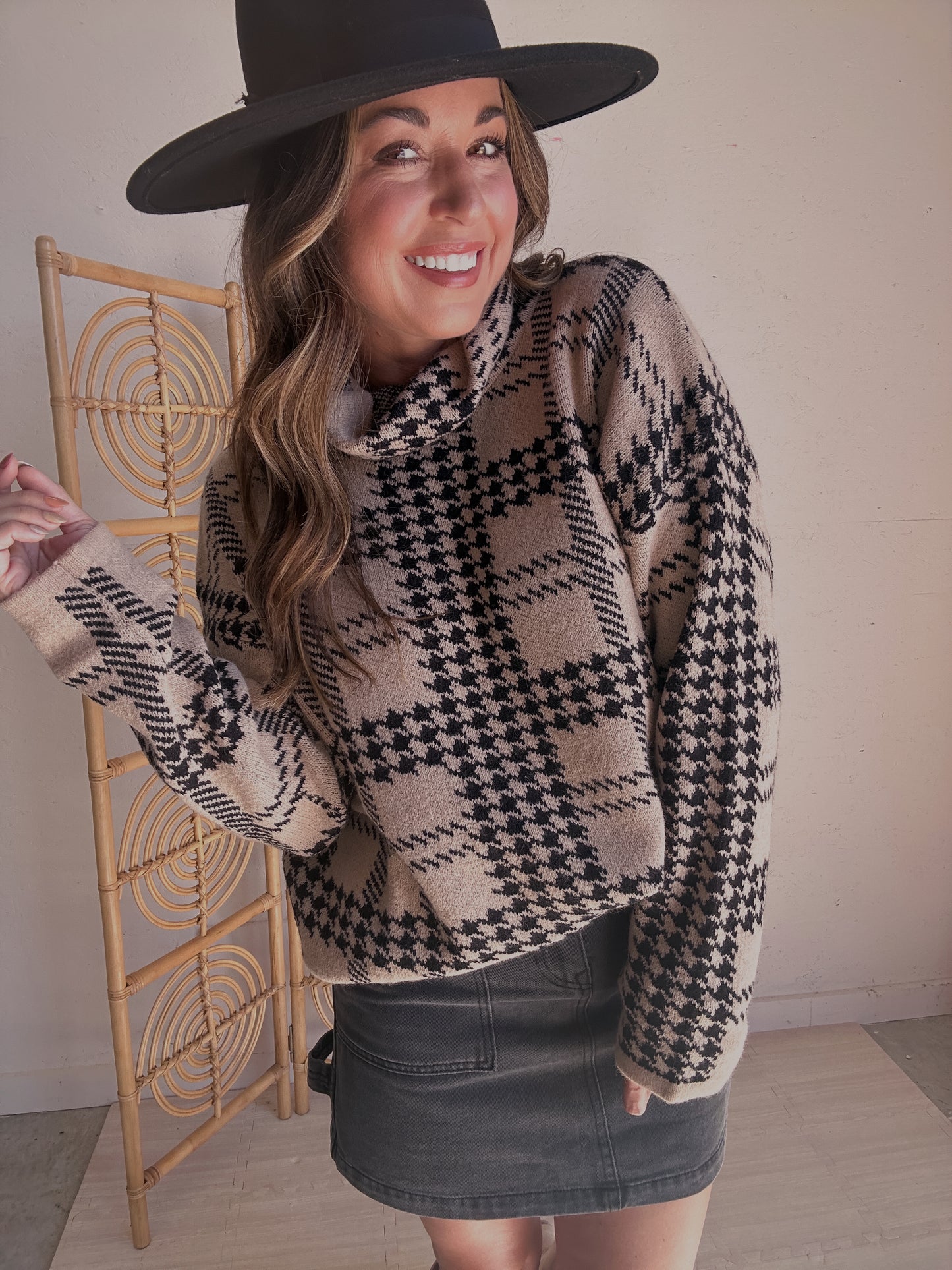 Halle Houndstooth Sweater