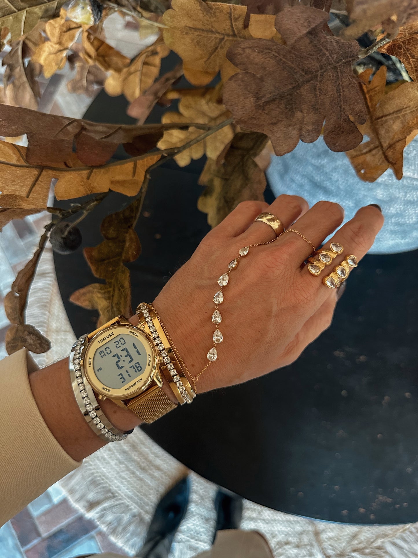 Bling Bling Hand Chain Bracelet
