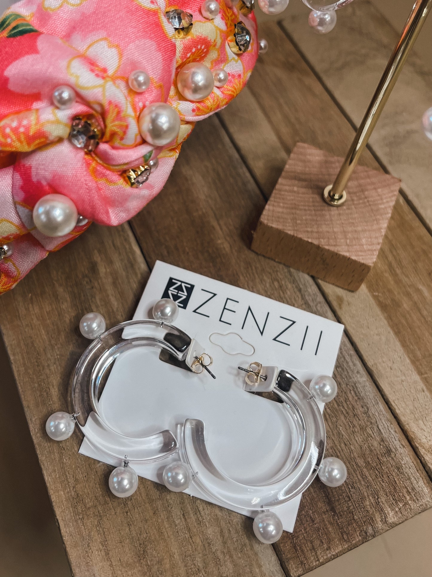 ZENZII Large Lucite Pearl Hoops